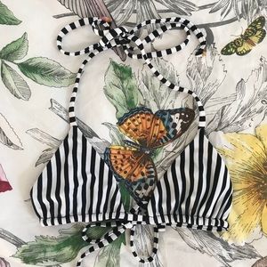 Lolli Swim ruched triangle bikini top. Like new!